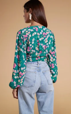 Betsy Tie Front Top In Green Tulip