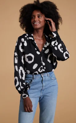 Dixie Balloon Sleeve Shirt In Oversized Mono Leopard