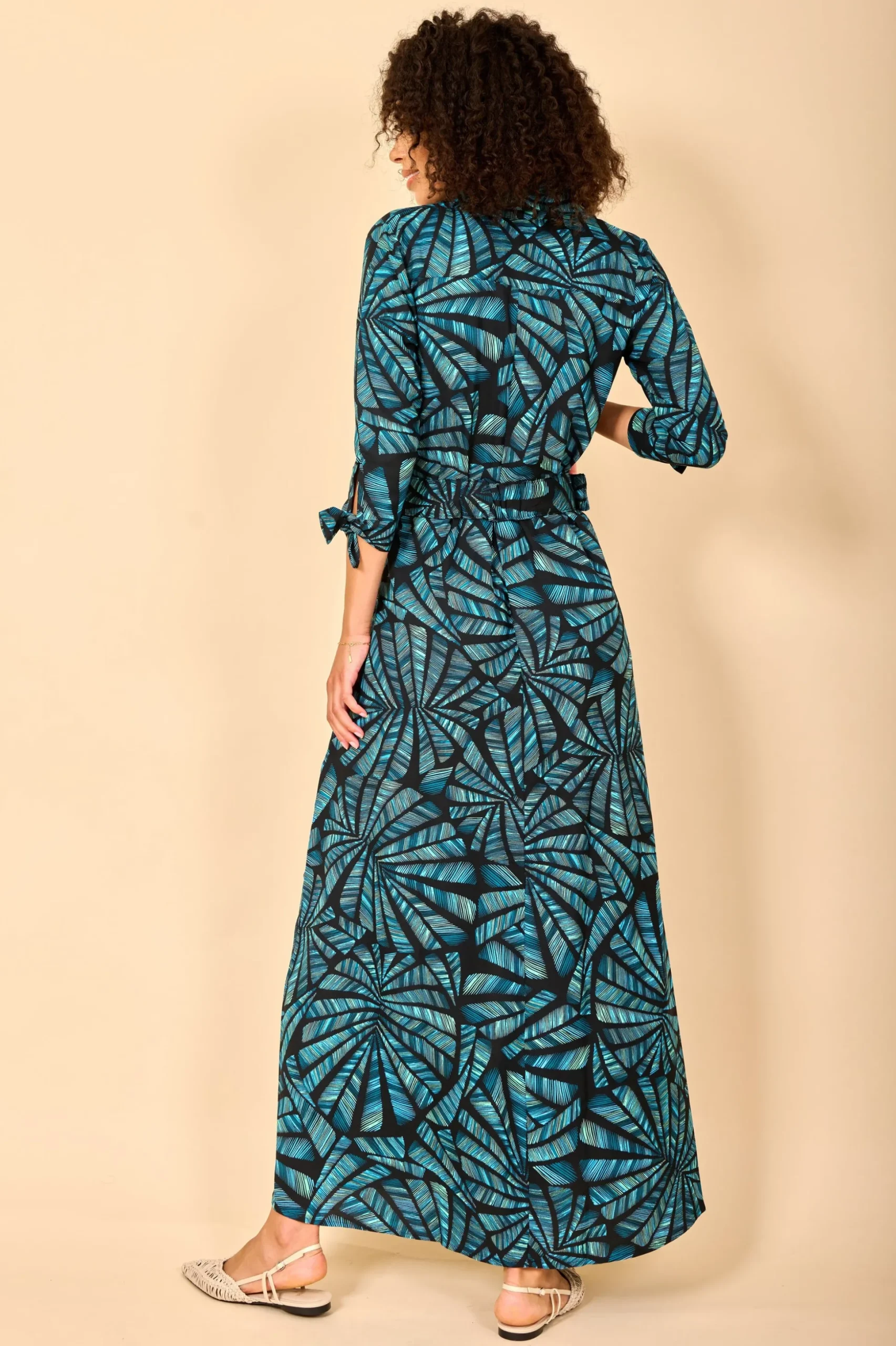 Dove Dress In Fan Turquoise On Black