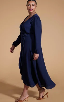Jagger Maxi Dress In Navy-Extended Sizing