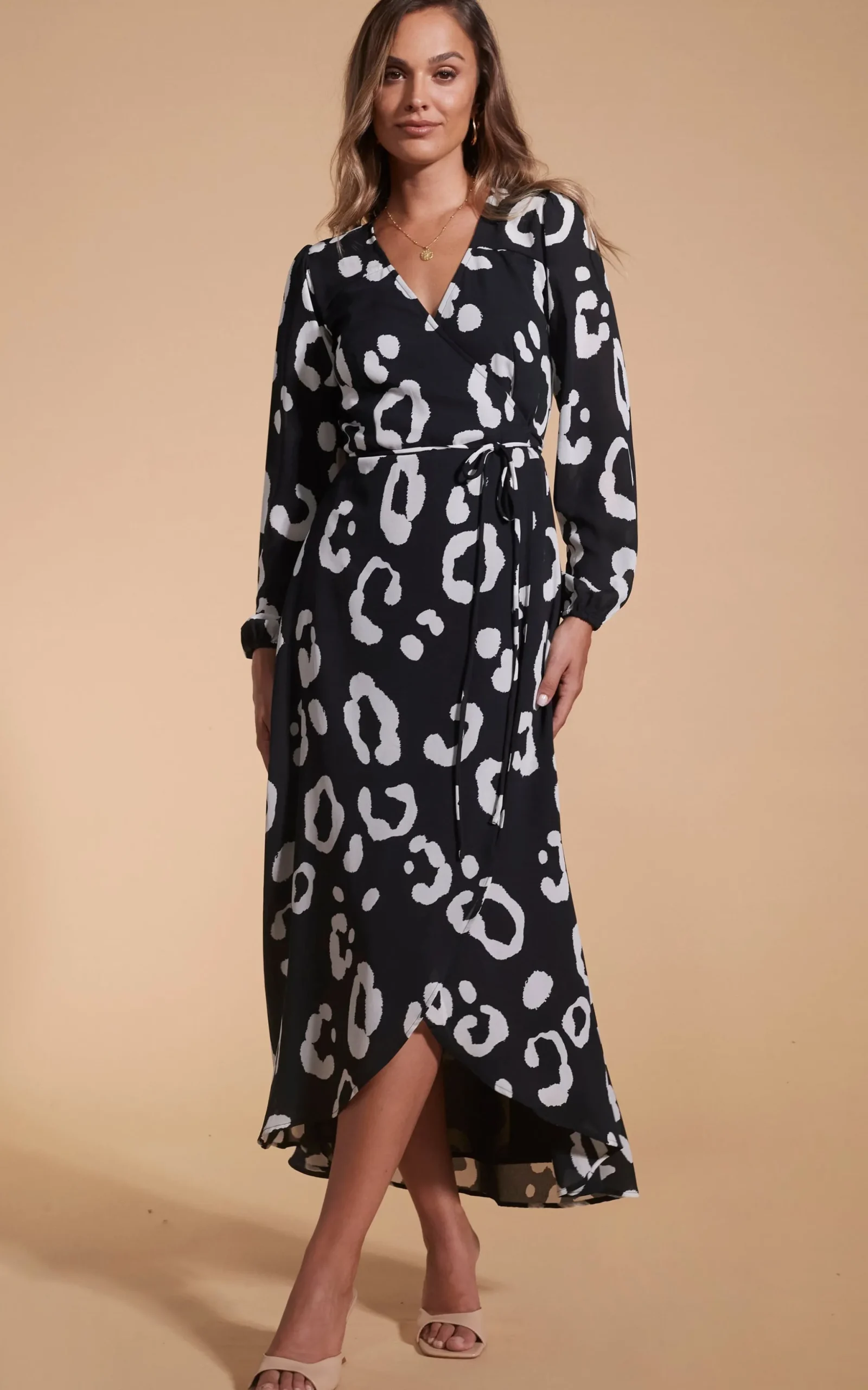 Jagger Maxi Dress In Oversized Mono Leopard