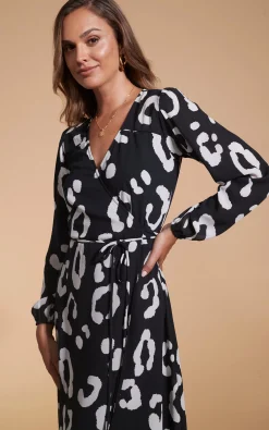 Jagger Maxi Dress In Oversized Mono Leopard