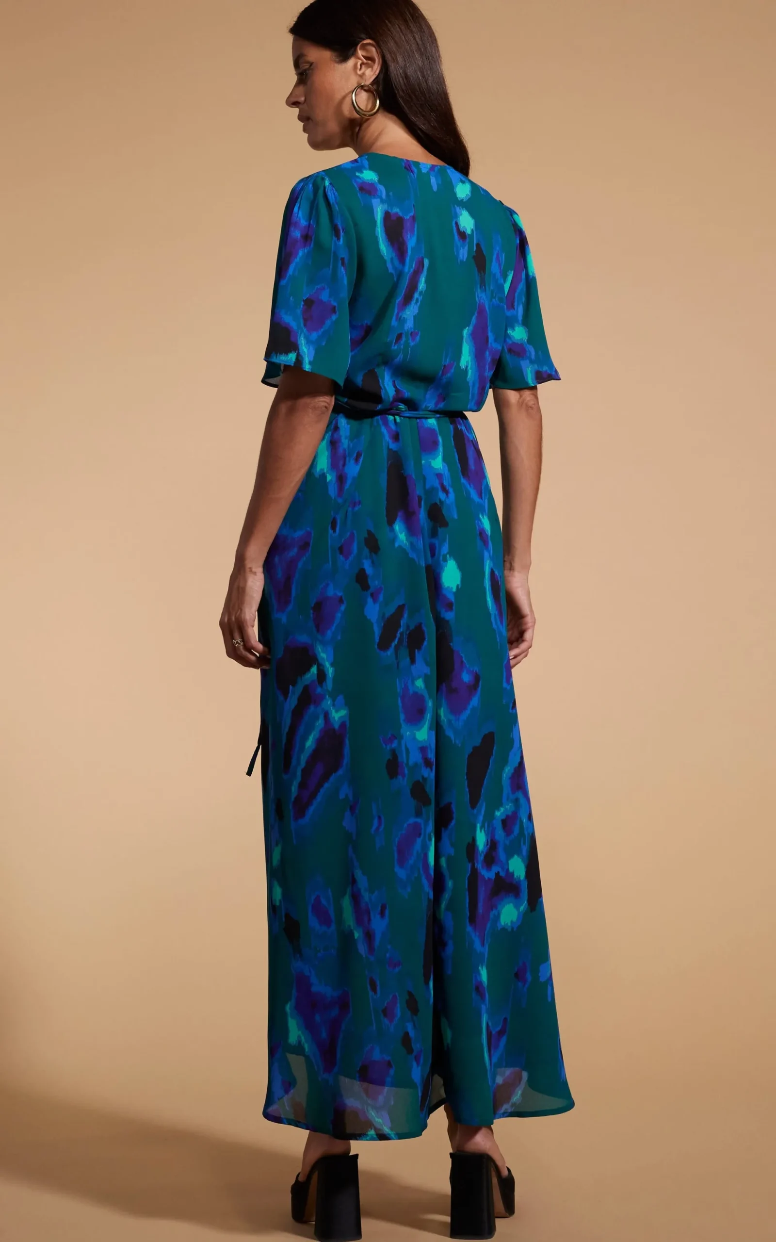 Jenna Maxi Dress In Abstract Camo Blue On Green