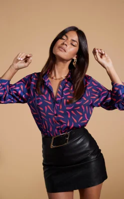 Nevada Satin Shirt In Chilli Pepper