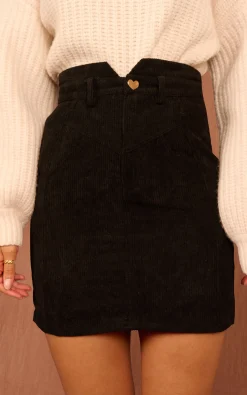 Nikeeta Mini Skirt In Black