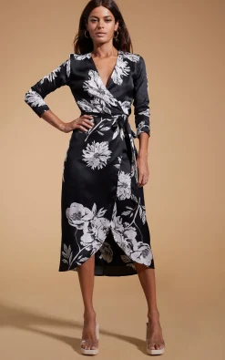 Yondal Dress In Black & White Peony